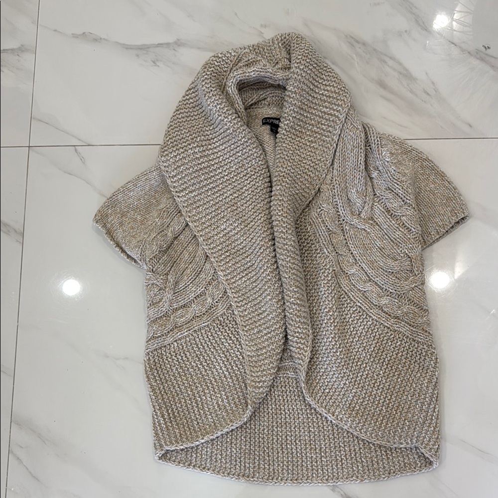 Express Tan Cable Knit Shrug - Picture 3 of 9